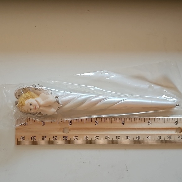 Avon Heavenly Cherub Angel Pen Vintage item from 1997 - Picture 2 of 6